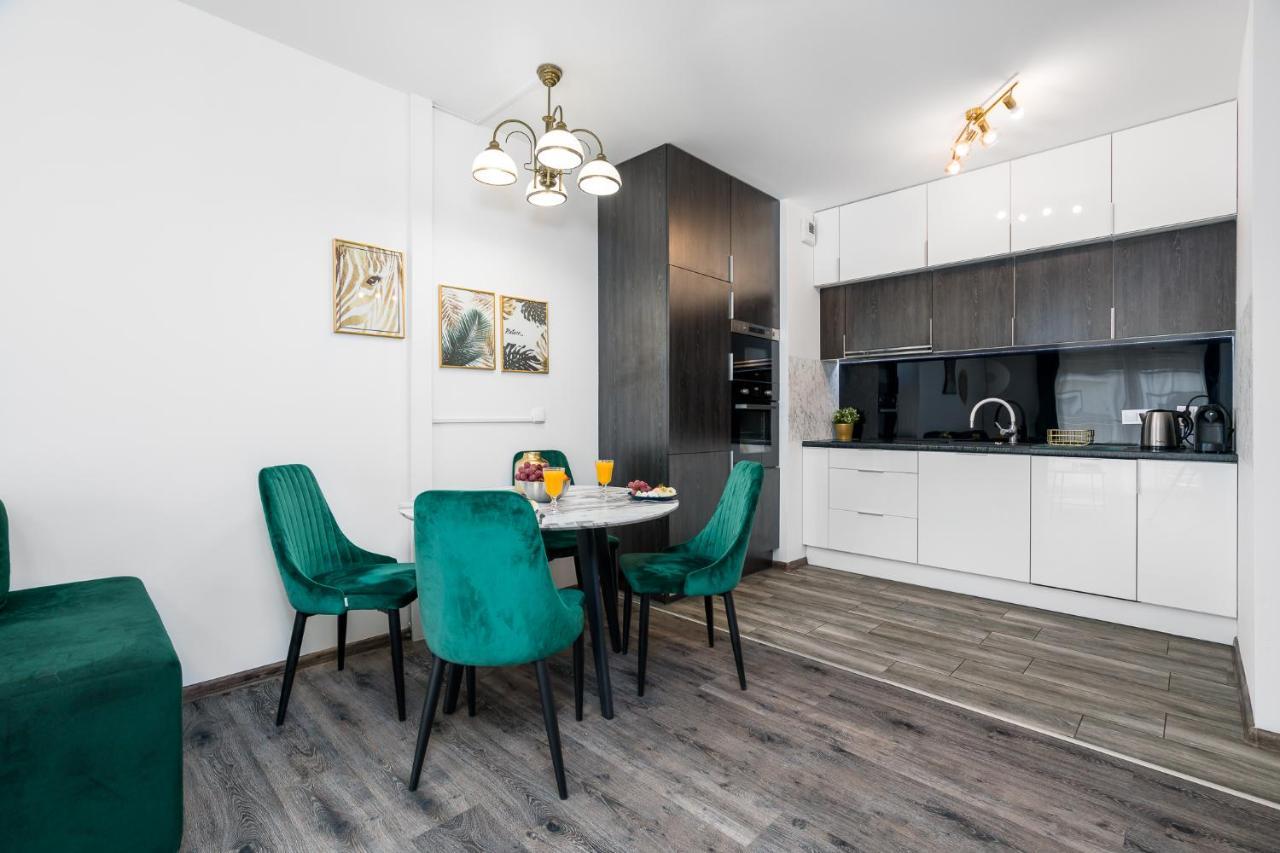 Sleepway Apartments- Garbary 100-46 Poznań Esterno foto