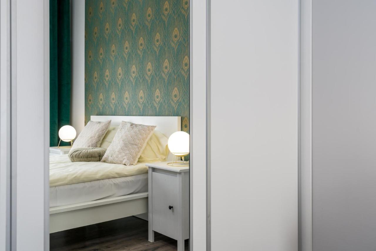 Sleepway Apartments- Garbary 100-46 Poznań Esterno foto